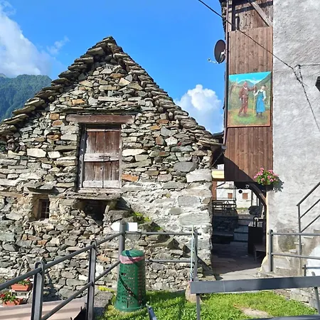 Beb Relax Appartament Διαμέρισμα Macugnaga